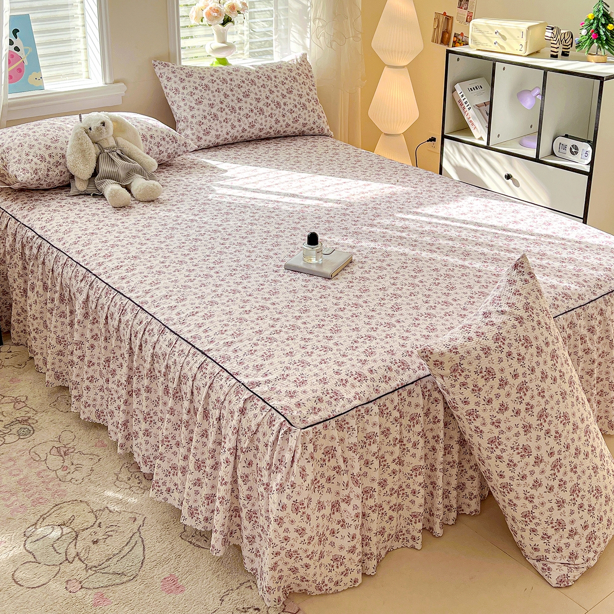 91家纺网 家纺一手货源 找家纺 鹿辉家居（原吉欧力） 2026新款泡泡床裙四件套 床裙款-粉色碎花