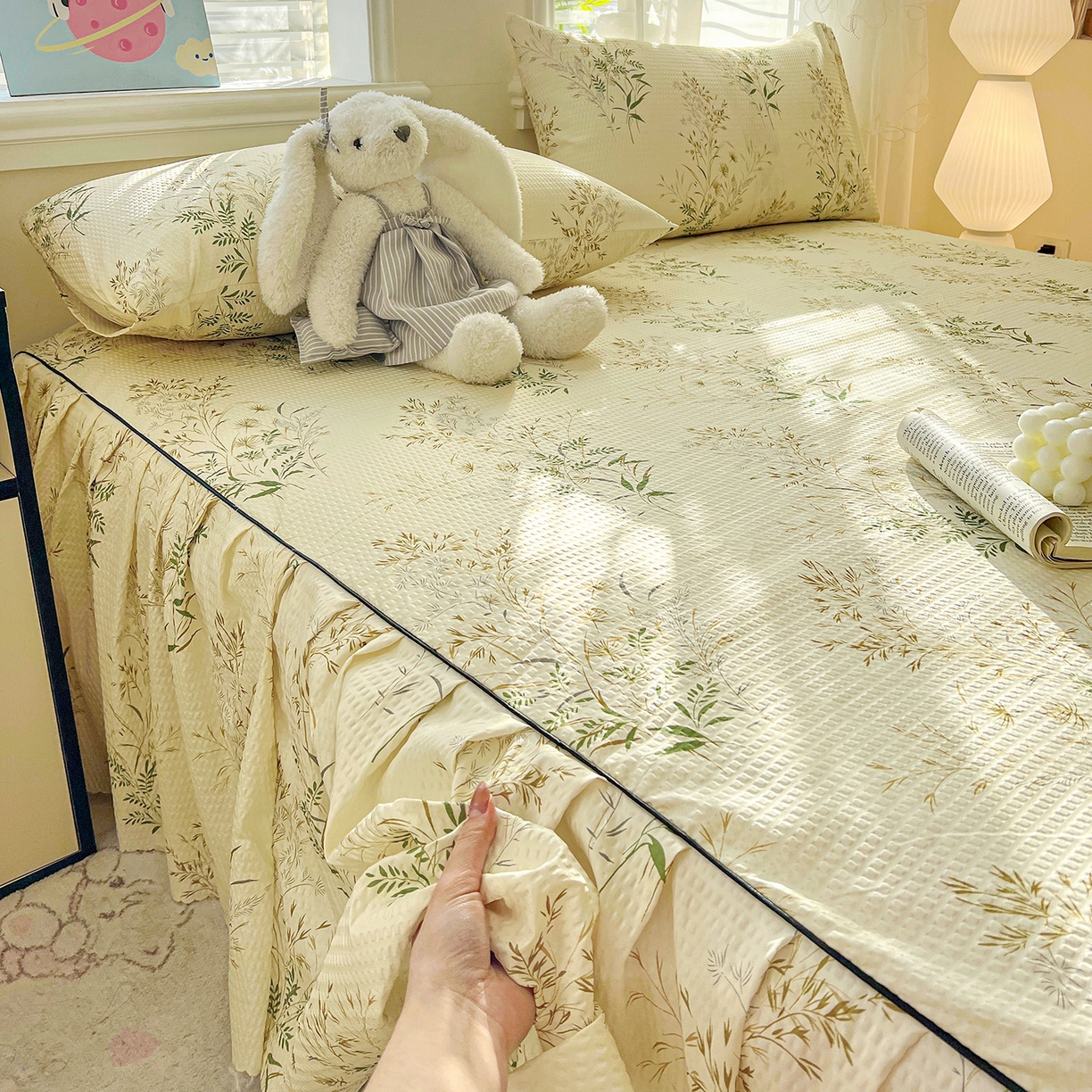 91家纺网 家纺一手货源 找家纺 鹿辉家居（原吉欧力） 2026新款泡泡床裙四件套 床裙款-花枝飞舞