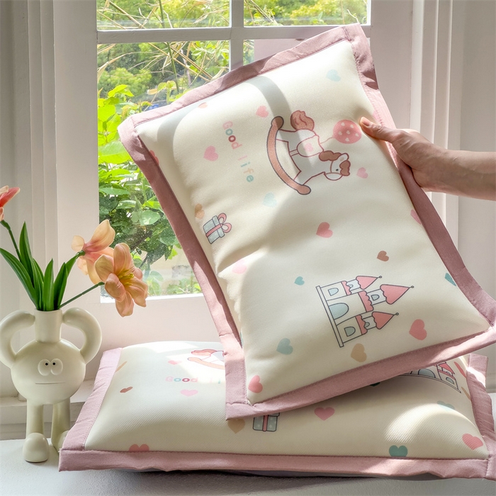 兄弟坊 2026新款大版碳光冰丝儿童枕头午睡枕学生枕头枕芯幼儿园枕头 冰丝枕头-旋转木马