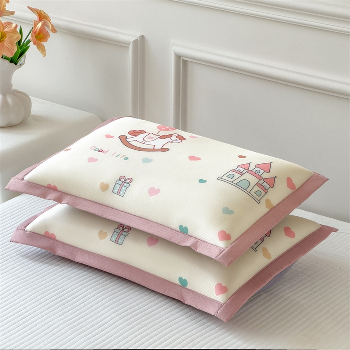 91家纺网 家纺一手货源 找家纺 兄弟坊 2026新款大版碳光冰丝儿童枕头午睡枕学生枕头枕芯幼儿园枕头 冰丝枕头-旋转木马