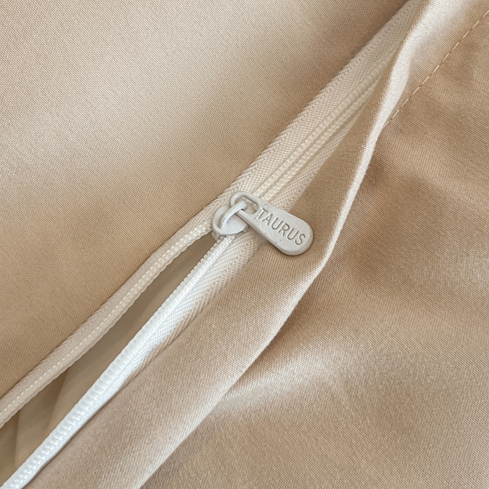 91家纺网 家纺一手货源 找家纺 金牛座家纺 2026新款贡缎提花亲肤棉大拼角刺绣四件套-欧诺 欧诺-香槟