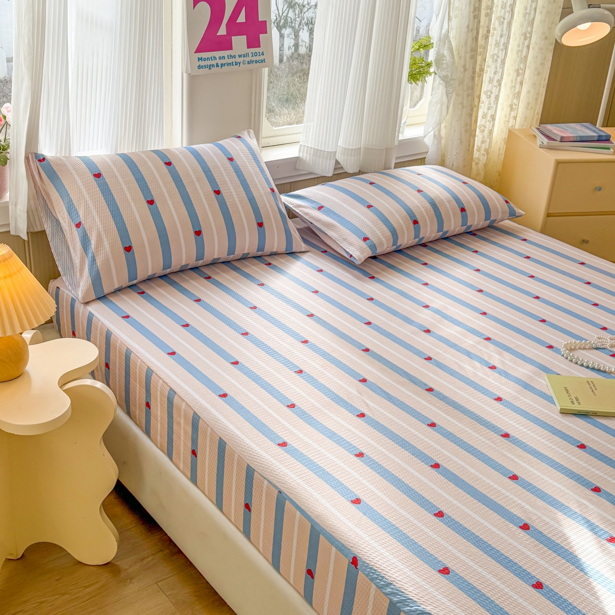 91家纺网 家纺一手货源 找家纺 鹿辉家居（原吉欧力） 2026新款3D立体压泡床笠三件套 爱心条纹