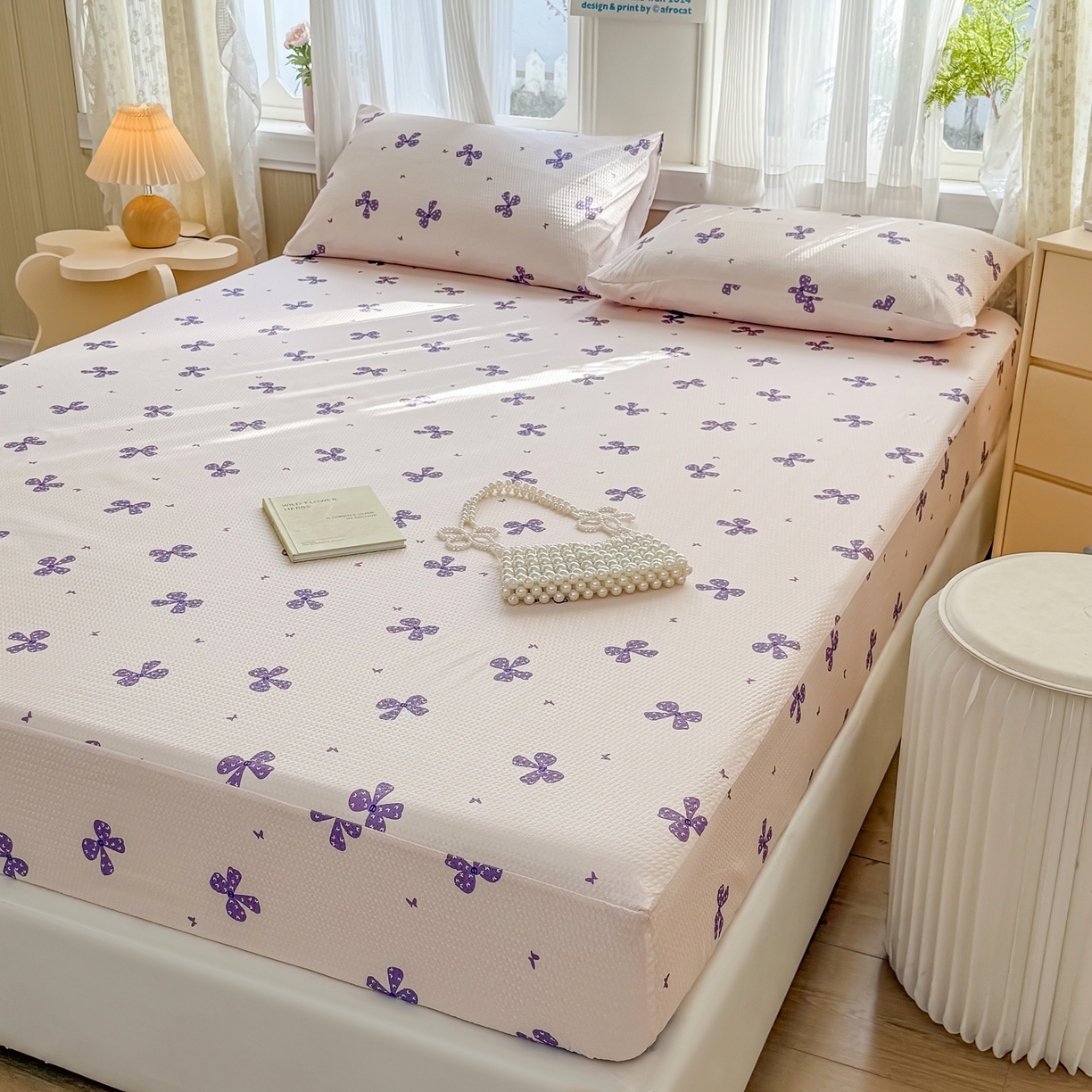 91家纺网 家纺一手货源 找家纺 鹿辉家居（原吉欧力） 2026新款3D立体压泡床笠三件套 紫蝴蝶结