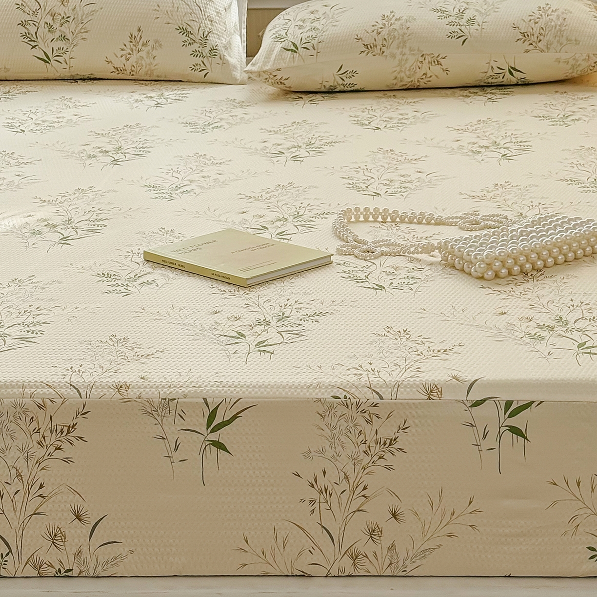 91家纺网 家纺一手货源 找家纺 鹿辉家居（原吉欧力） 2026新款3D立体压泡床笠三件套 花枝飞舞