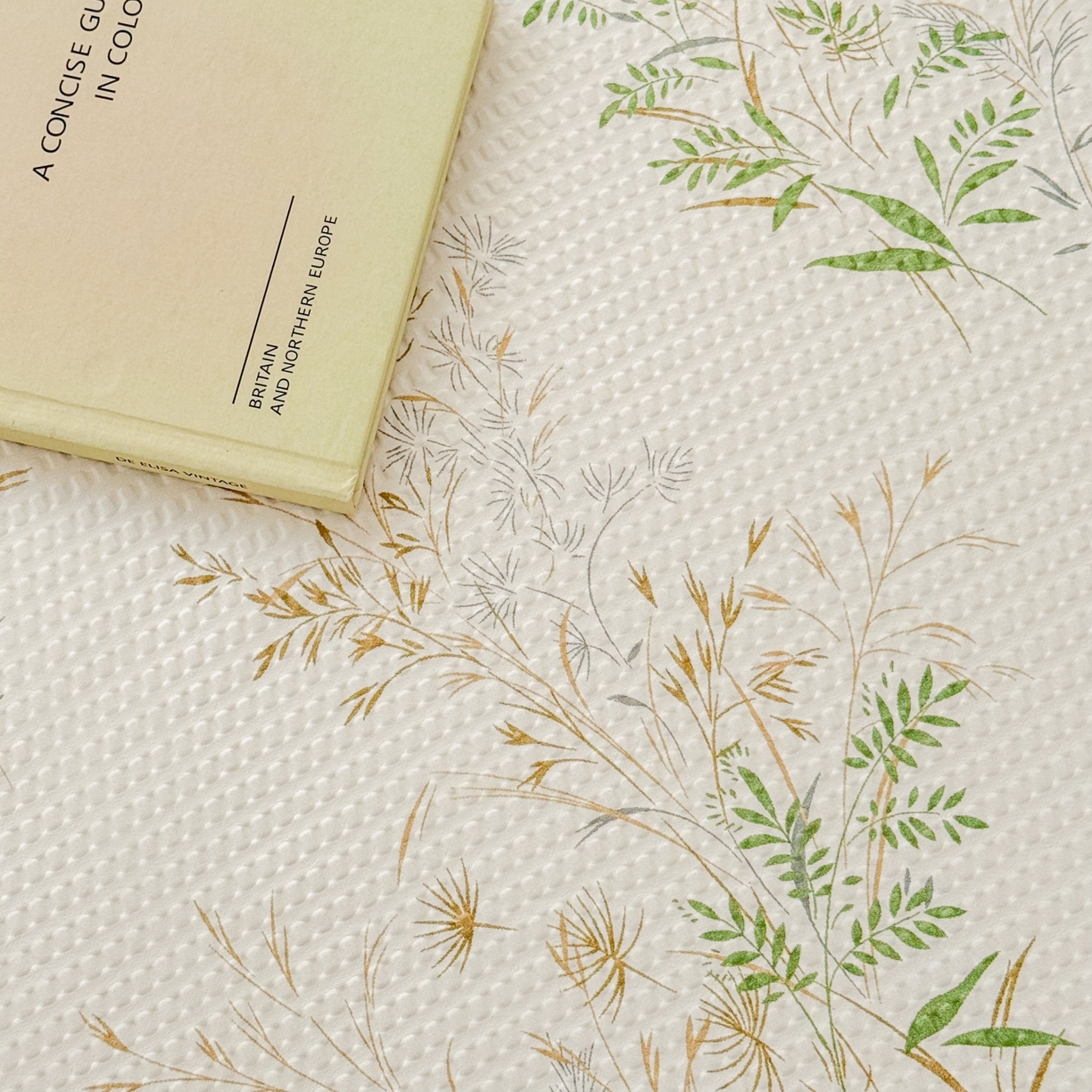 91家纺网 家纺一手货源 找家纺 鹿辉家居（原吉欧力） 2026新款3D立体压泡床笠三件套 花枝飞舞