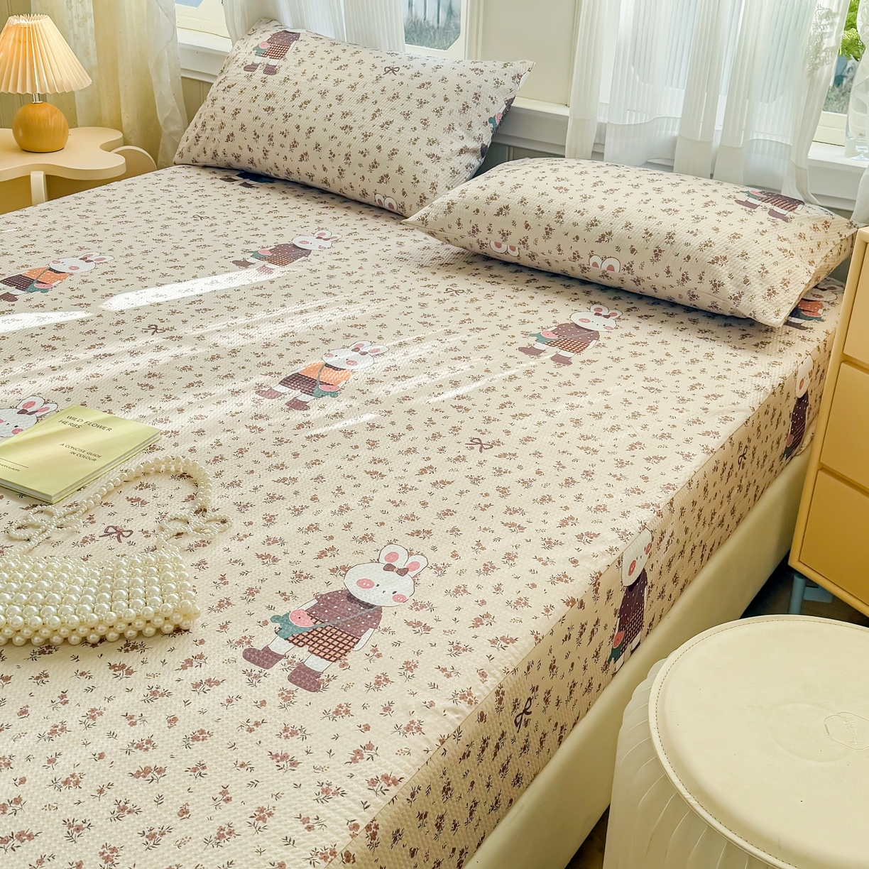91家纺网 家纺一手货源 找家纺 鹿辉家居（原吉欧力） 2026新款3D立体压泡床笠三件套 碎花小兔