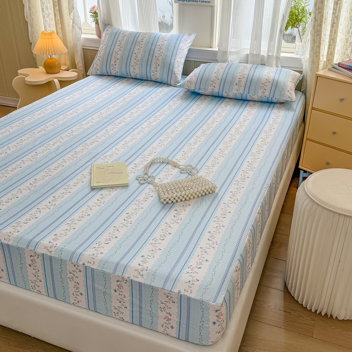 91家纺网 家纺一手货源 找家纺 鹿辉家居（原吉欧力） 2026新款3D立体压泡床笠三件套 蓝韵花香