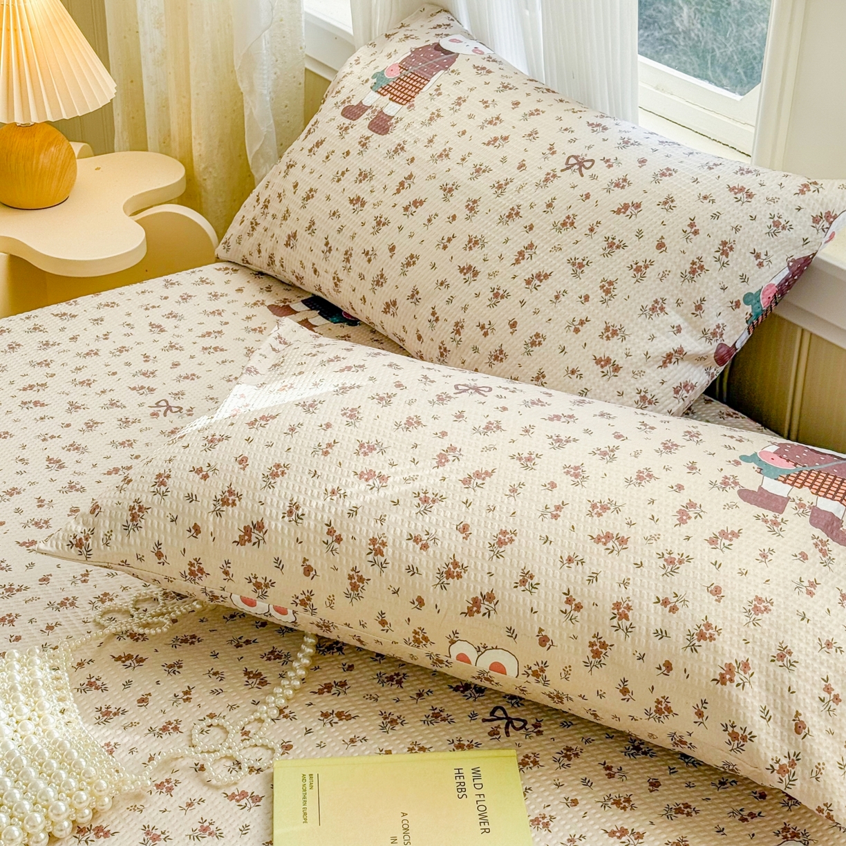 91家纺网 家纺一手货源 找家纺 鹿辉家居（原吉欧力） 2026新款3D立体压泡床笠三件套 碎花小兔