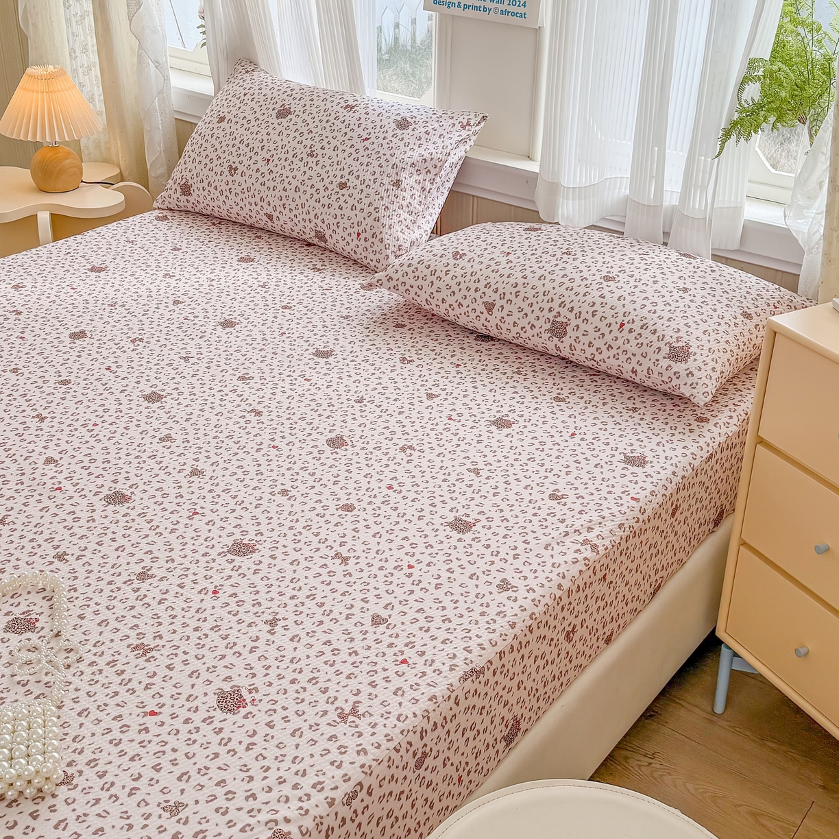 91家纺网 家纺一手货源 找家纺 鹿辉家居（原吉欧力） 2026新款3D立体压泡床笠三件套 豹纹猫咪