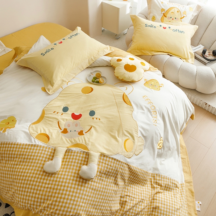 91家纺网 家纺一手货源 找家纺 （总）绒梦里 2026新款A类全棉水洗棉卡通贴布绣套件三四件套