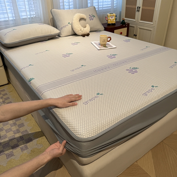 91家纺网 家纺一手货源 找家纺 （总）凯罗 2026春夏凉豆豆小红书爆款A类乙纶PE凉豆豆床笠款可水洗床笠