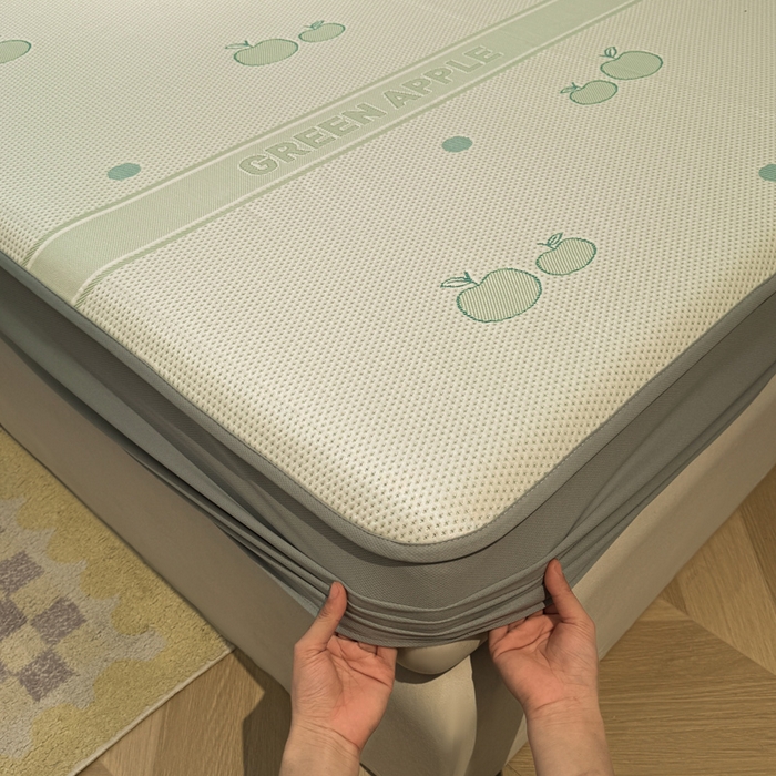 91家纺网 家纺一手货源 找家纺 凯罗 2026春夏凉豆豆小红书爆款A类乙纶PE凉豆豆床笠款可水洗床笠 青苹果乐园