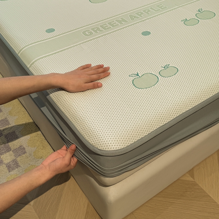 91家纺网 家纺一手货源 找家纺 凯罗 2026春夏凉豆豆小红书爆款A类乙纶PE凉豆豆床笠款可水洗床笠 青苹果乐园