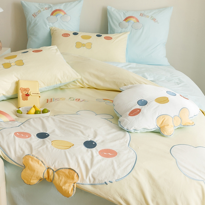 91家纺网 家纺一手货源 找家纺 绒梦里 2026新款A类全棉水洗棉卡通贴布绣套件三四件套 彩虹鸭