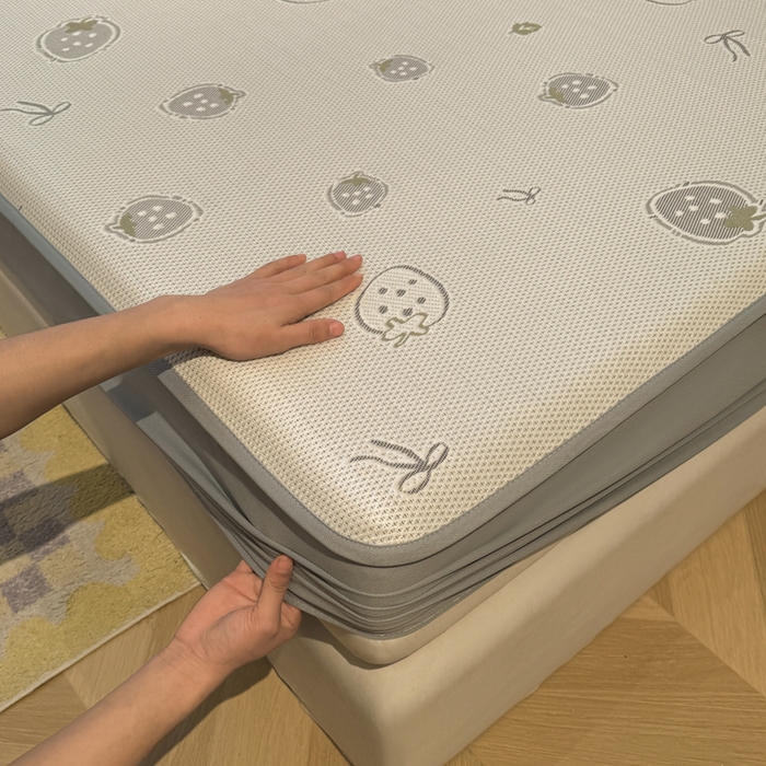 91家纺网 家纺一手货源 找家纺 凯罗 2026春夏凉豆豆小红书爆款A类乙纶PE凉豆豆床笠款可水洗床笠 波点草莓-绿