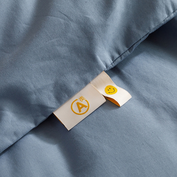 91家纺网 家纺一手货源 找家纺 绒梦里 2026新款A类全棉水洗棉卡通贴布绣套件三四件套 挚爱篮球-米色