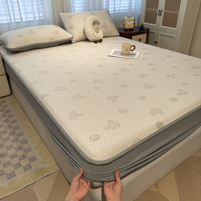 91家纺网 家纺一手货源 找家纺 凯罗 2026春夏凉豆豆小红书爆款A类乙纶PE凉豆豆床笠款可水洗床笠 圆点米奇-咖