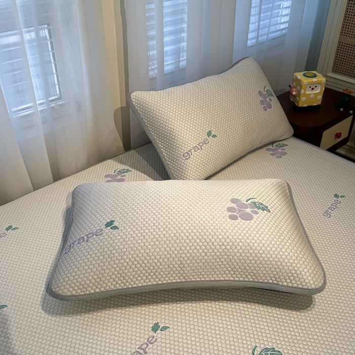 91家纺网 家纺一手货源 找家纺 凯罗 2026春夏凉豆豆小红书爆款A类乙纶PE凉豆豆床笠款可水洗床笠 紫气东来