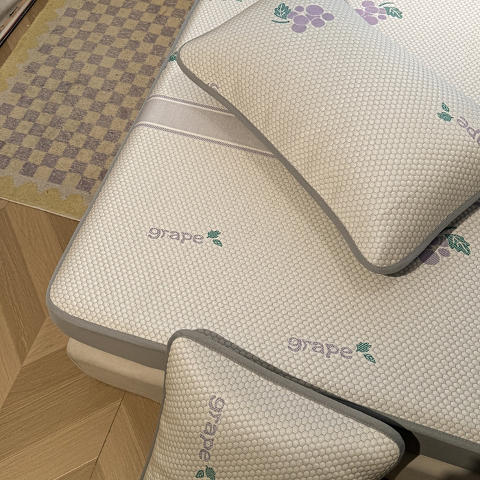 91家纺网 家纺一手货源 找家纺 凯罗 2026春夏凉豆豆小红书爆款A类乙纶PE凉豆豆床笠款可水洗床笠 紫气东来