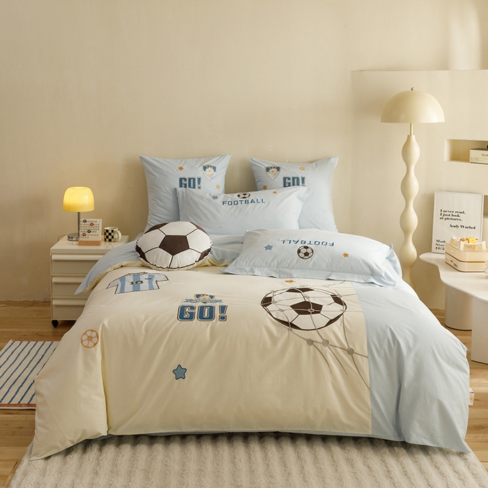 绒梦里 2026新款A类全棉水洗棉卡通贴布绣套件三四件套 足球梦-浅蓝