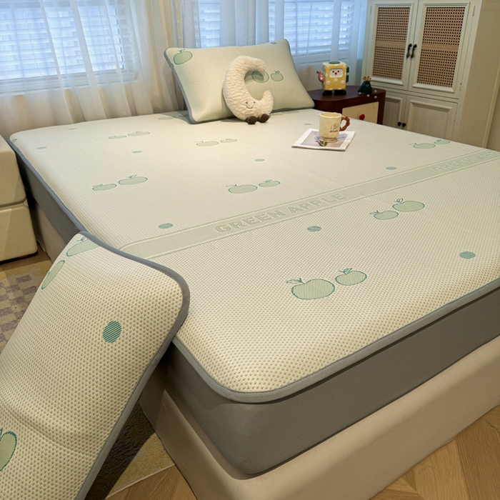 91家纺网 家纺一手货源 找家纺 凯罗 2026春夏凉豆豆小红书爆款A类乙纶PE凉豆豆床笠款可水洗床笠 青苹果乐园