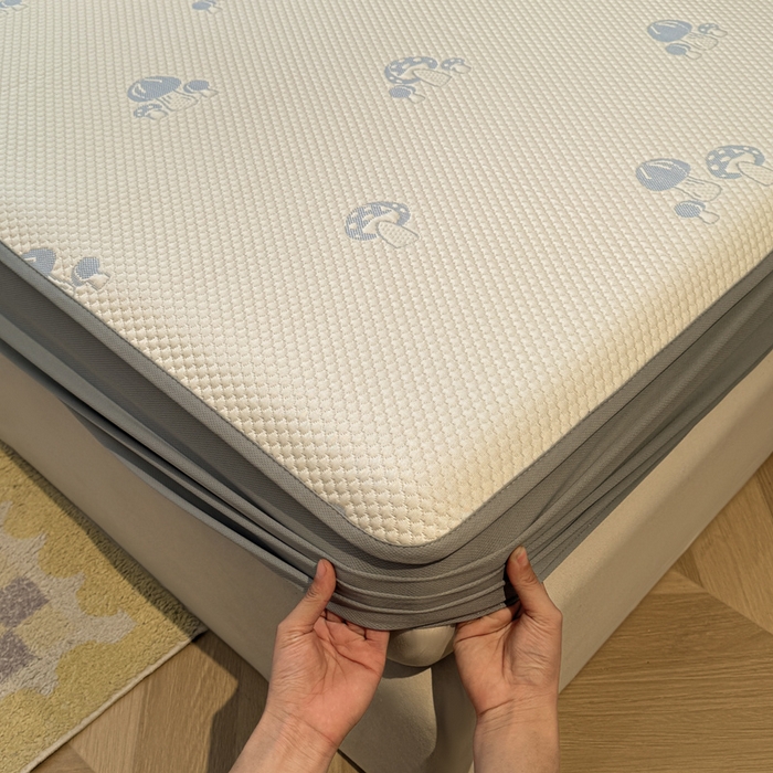 91家纺网 家纺一手货源 找家纺 凯罗 2026春夏凉豆豆小红书爆款A类乙纶PE凉豆豆床笠款可水洗床笠 蘑菇屋-蓝