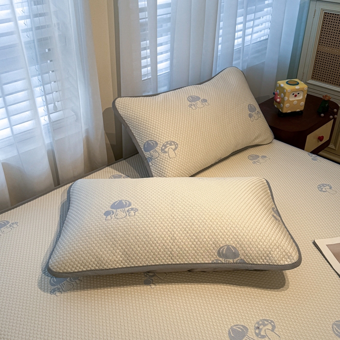 91家纺网 家纺一手货源 找家纺 凯罗 2026春夏凉豆豆小红书爆款A类乙纶PE凉豆豆床笠款可水洗床笠 蘑菇屋-蓝