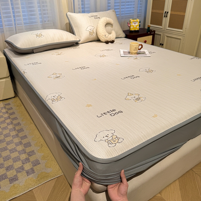 91家纺网 家纺一手货源 找家纺 凯罗 2026春夏凉豆豆小红书爆款A类乙纶PE凉豆豆床笠款可水洗床笠 淘气笨笨狗