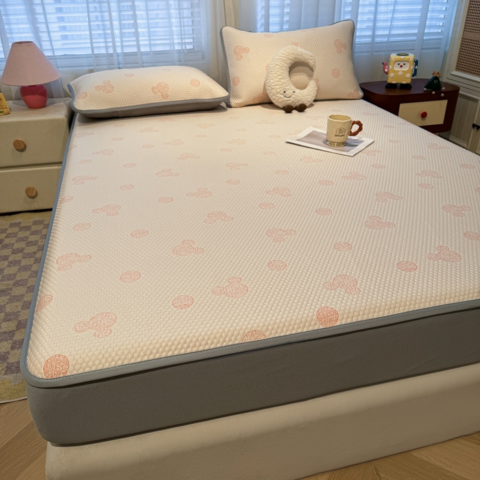 91家纺网 家纺一手货源 找家纺 凯罗 2026春夏凉豆豆小红书爆款A类乙纶PE凉豆豆床笠款可水洗床笠 圆点米奇-粉