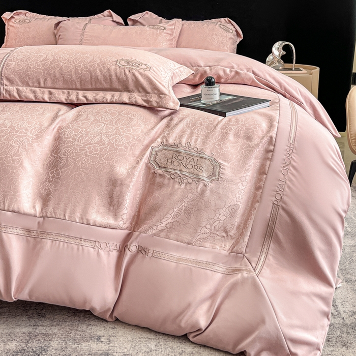 91家纺网 家纺一手货源 找家纺 （总）金牛座家纺 2026新款贡缎提花亲肤棉大拼角刺绣四件套-欧诺