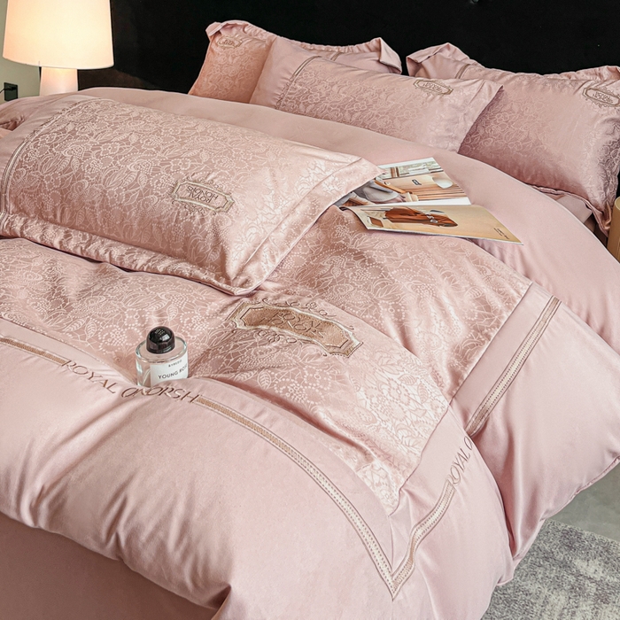 91家纺网 家纺一手货源 找家纺 （总）金牛座家纺 2026新款贡缎提花亲肤棉大拼角刺绣四件套-欧诺