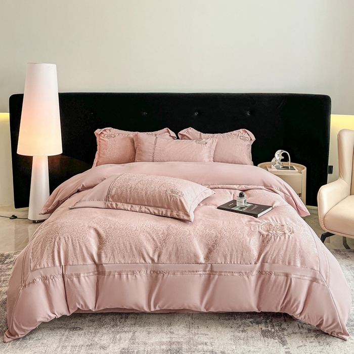 91家纺网 家纺一手货源 找家纺 （总）金牛座家纺 2026新款贡缎提花亲肤棉大拼角刺绣四件套-欧诺