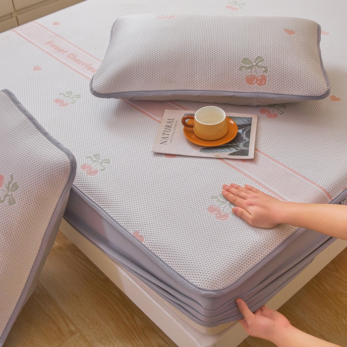 91家纺网 家纺一手货源 找家纺 凯罗 2026春夏凉豆豆小红书爆款A类乙纶PE凉豆豆床笠款可水洗床笠 樱桃芝芝