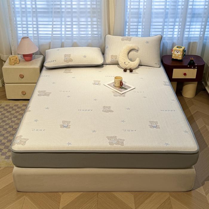 91家纺网 家纺一手货源 找家纺 凯罗 2026春夏凉豆豆小红书爆款A类乙纶PE凉豆豆床笠款可水洗床笠 布丁萌萌熊