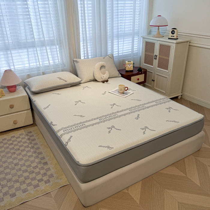 91家纺网 家纺一手货源 找家纺 凯罗 2026春夏凉豆豆小红书爆款A类乙纶PE凉豆豆床笠款可水洗床笠 蝴蝶结