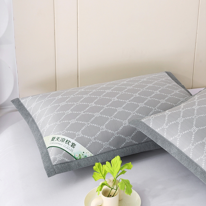 91家纺网 家纺一手货源 找家纺 小牛席业 2026新款PE月亮爱心提花夏凉冰丝枕套凉枕套凉枕套冰丝枕套藤枕套冰藤枕套冰丝枕套竹枕套凉席枕套豆豆 灰色