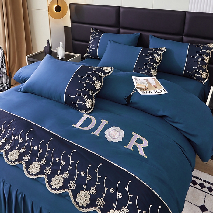 91家纺网 家纺一手货源 找家纺 沐珩家纺 2026新款亲肤磨毛蕾丝刺绣床裙四件套-蒂欧系列 蒂欧-宾利蓝