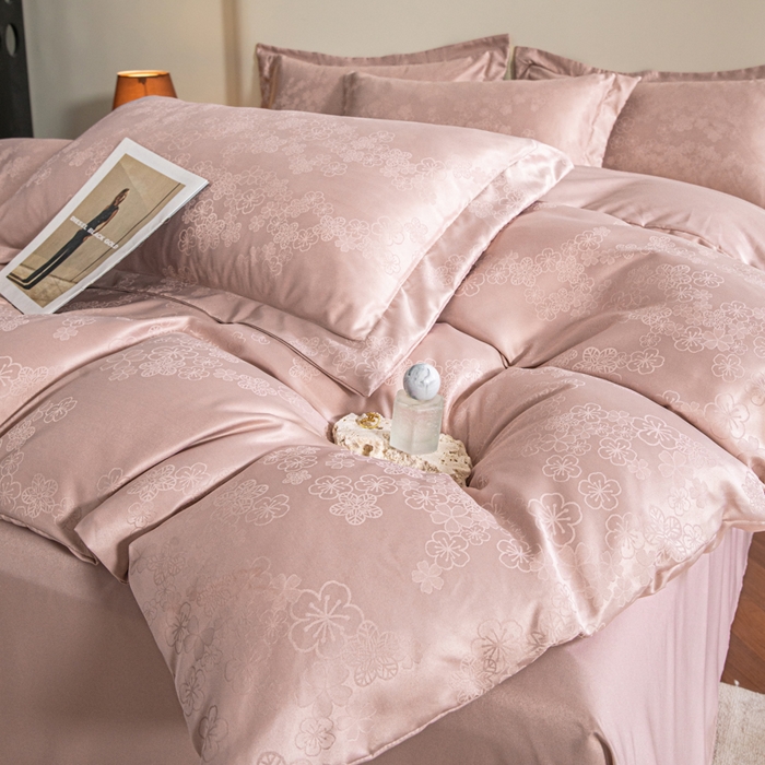 91家纺网 家纺一手货源 找家纺 金牛座家纺 2026新款高克重贡缎提花亲肤棉四件套系列 芬芳-浅豆沙