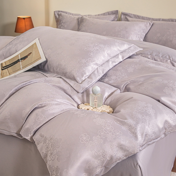 91家纺网 家纺一手货源 找家纺 金牛座家纺 2026新款高克重贡缎提花亲肤棉四件套系列 芬芳-浅紫