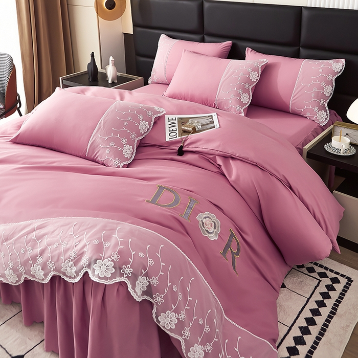 91家纺网 家纺一手货源 找家纺 沐珩家纺 2026新款亲肤磨毛蕾丝刺绣床裙四件套-蒂欧系列 蒂欧-皮皮粉