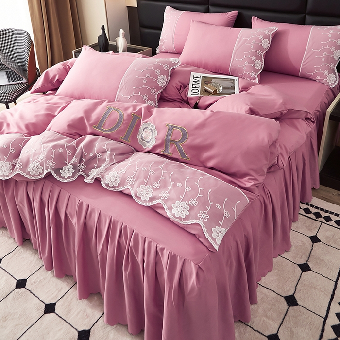 91家纺网 家纺一手货源 找家纺 沐珩家纺 2026新款亲肤磨毛蕾丝刺绣床裙四件套-蒂欧系列 蒂欧-皮皮粉