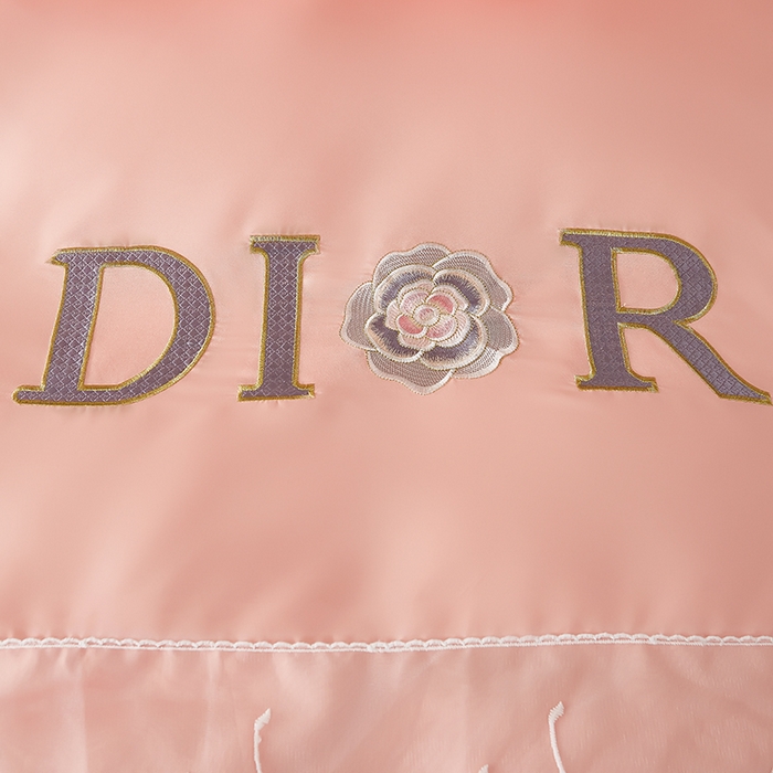 91家纺网 家纺一手货源 找家纺 沐珩家纺 2026新款亲肤磨毛蕾丝刺绣床裙四件套-蒂欧系列 蒂欧-太妃玉