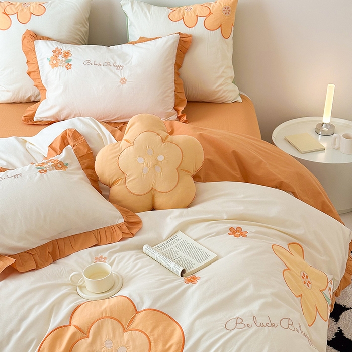 91家纺网 家纺一手货源 找家纺 绒梦里 2026新款A类全棉水洗棉贴布绣韩版花边四件套 幸运花儿-暖橙