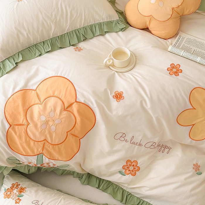 91家纺网 家纺一手货源 找家纺 绒梦里 2026新款A类全棉水洗棉贴布绣韩版花边四件套 幸运花儿-青春绿