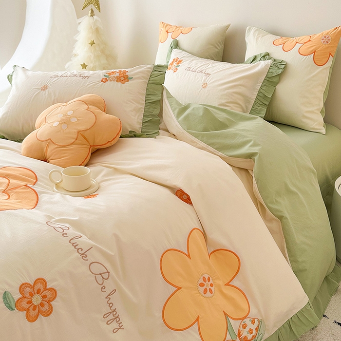 91家纺网 家纺一手货源 找家纺 绒梦里 2026新款A类全棉水洗棉贴布绣韩版花边四件套 幸运花儿-青春绿