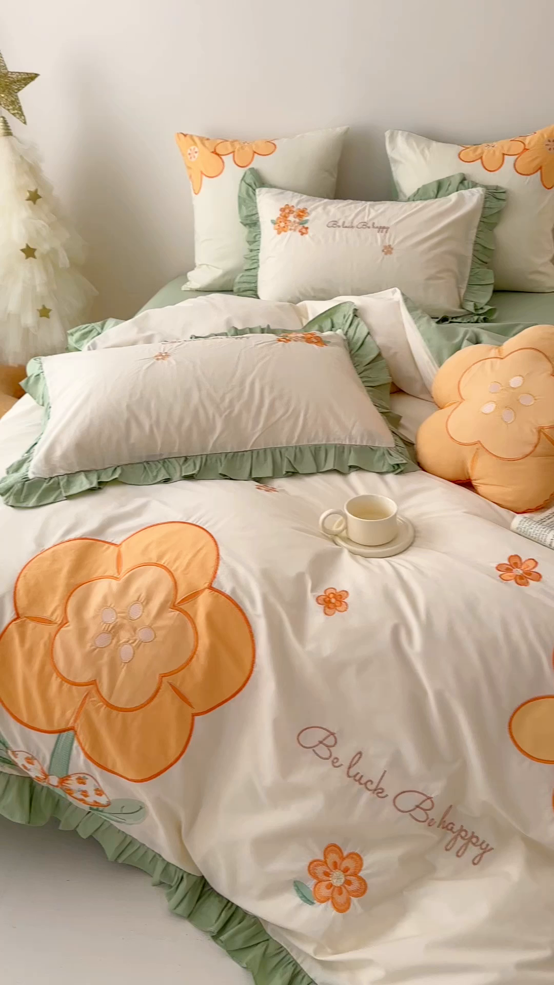 91家纺网 家纺一手货源 找家纺 绒梦里 2026新款A类全棉水洗棉贴布绣韩版花边四件套 幸运花儿-青春绿