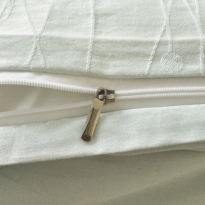 91家纺网 家纺一手货源 找家纺 梵克保罗 2026新款全棉60S长绒棉立体厚织提花单被套 蝶梦-湖水绿