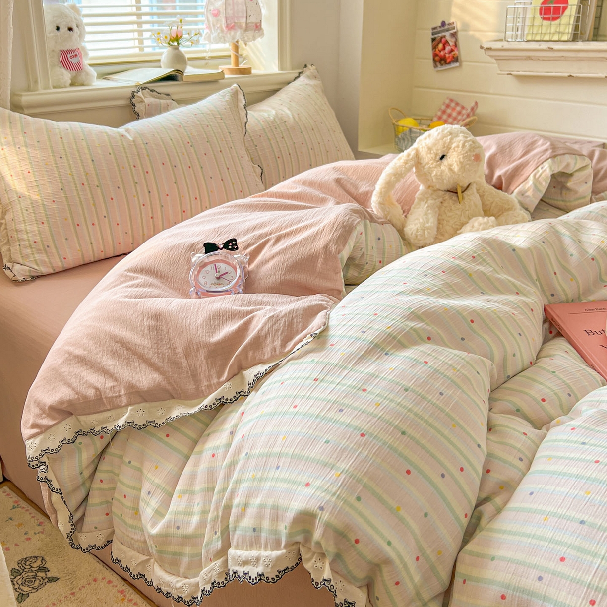 91家纺网 家纺一手货源 找家纺 晚爱家纺（原晚安家居） 2026新款蕾丝刺绣花边韩版少女公主风三层纱四件套 彩虹世界