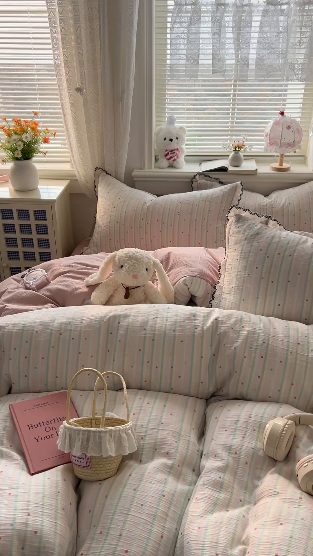 91家纺网 家纺一手货源 找家纺 晚爱家纺（原晚安家居） 2026新款蕾丝刺绣花边韩版少女公主风三层纱四件套 彩虹世界