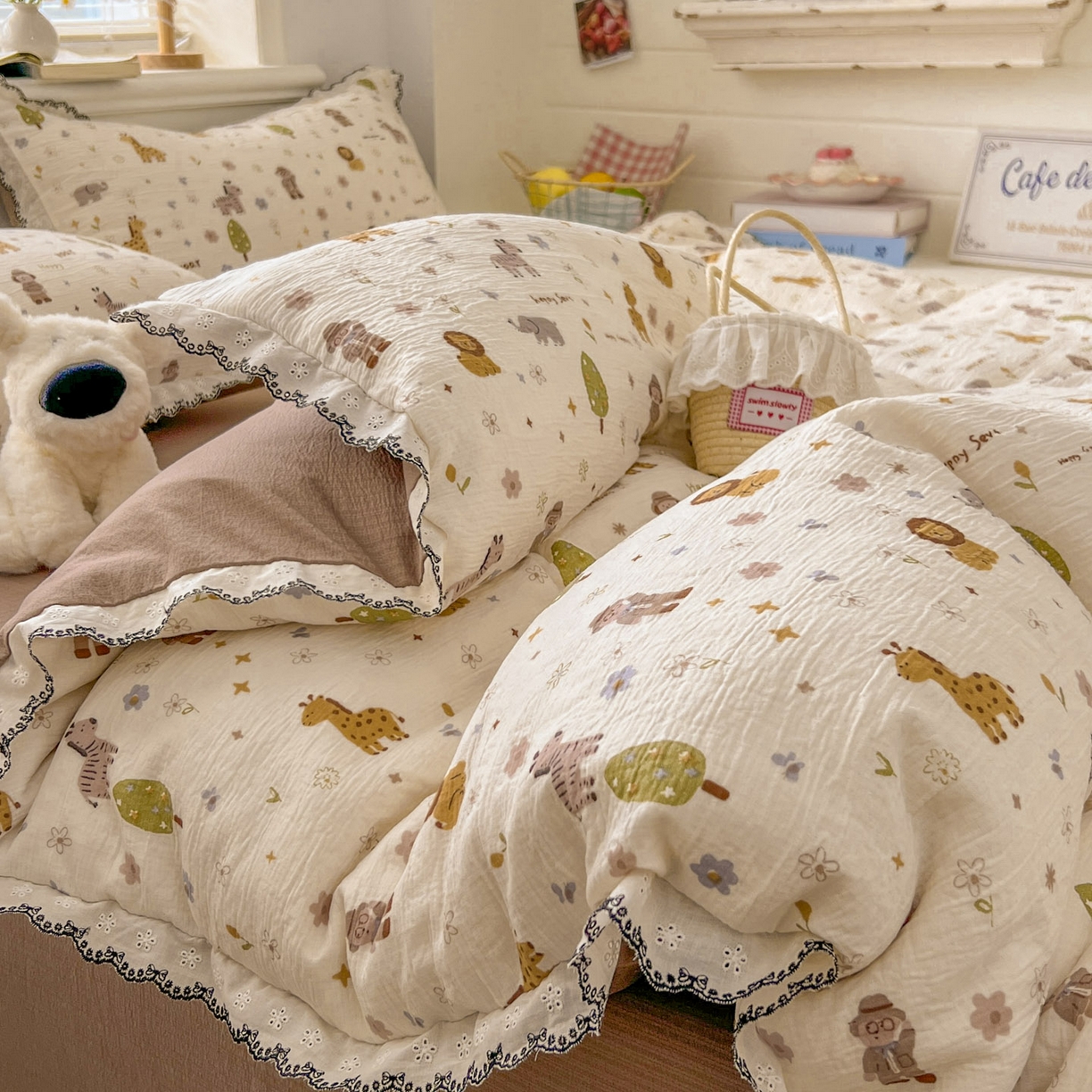 91家纺网 家纺一手货源 找家纺 晚爱家纺（原晚安家居） 2026新款蕾丝刺绣花边韩版少女公主风三层纱四件套 动物团团